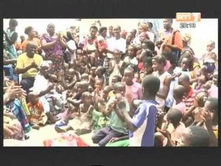 La ministre de la famille offre des vivres à des 50 familles défavorisées