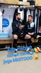 Felipe dá show no balneário do FC Porto (e José Sá não perdoa!)