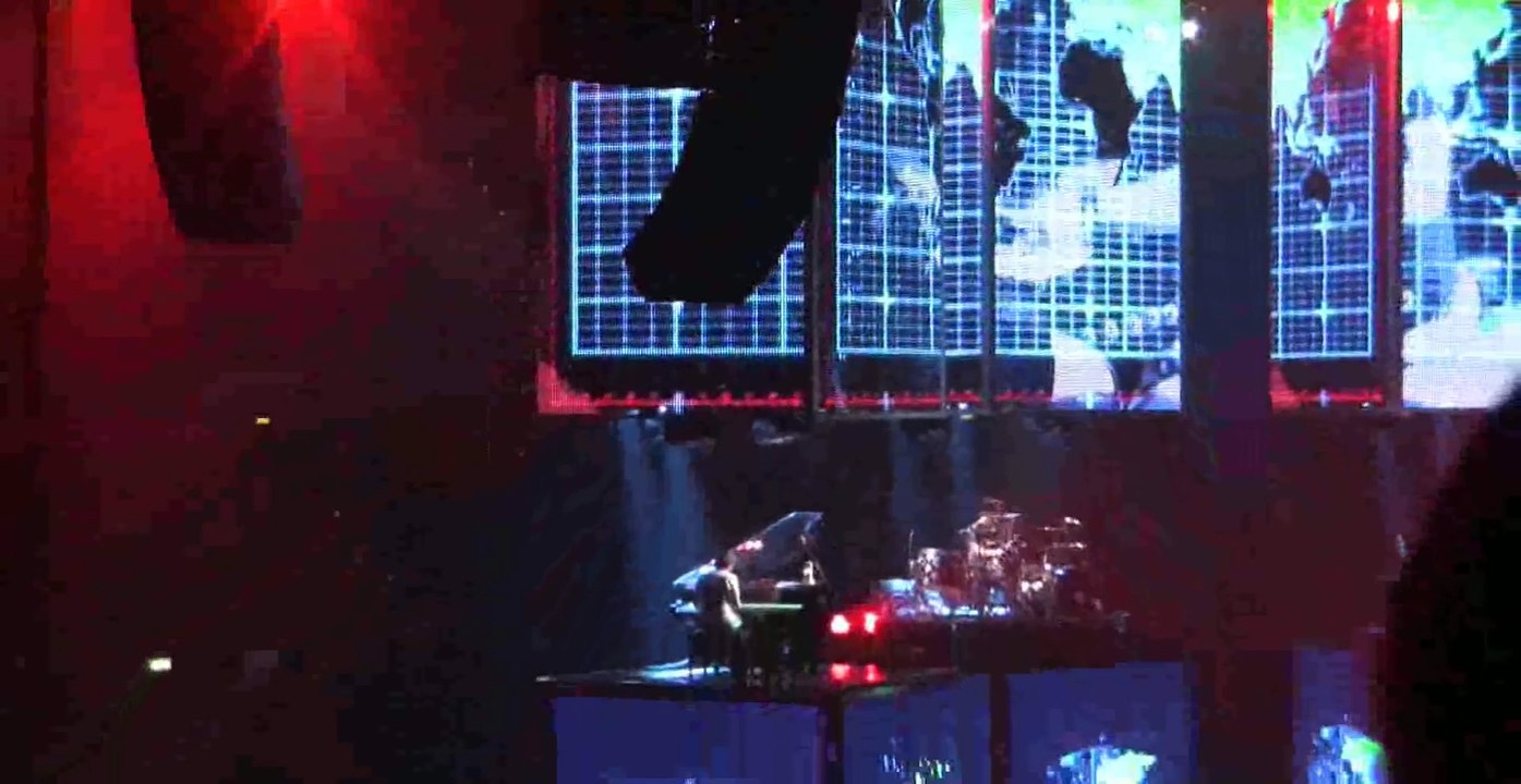 Muse - United States Of Eurasia - Munich Olympiahalle - 11/20/2009