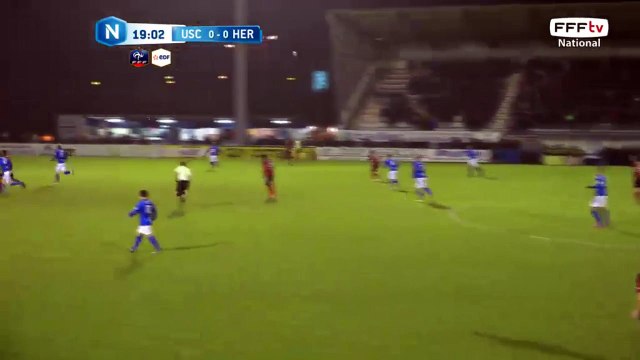 Belle action avec une belle tête plongeante qui passe juste à côté