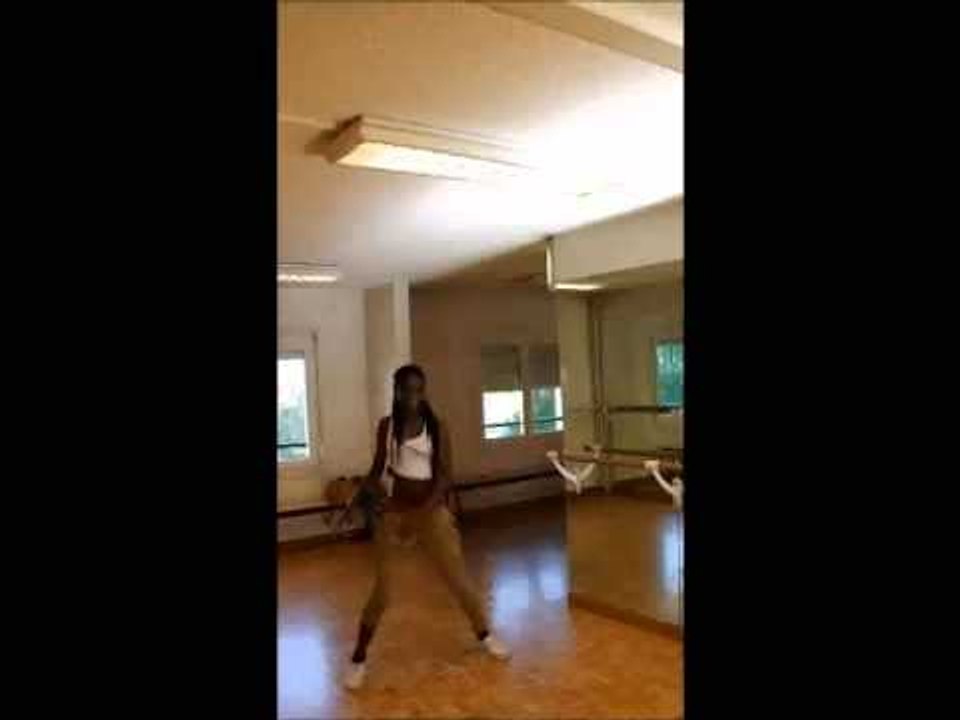 TNT (Tout Notre Talent) -  Demo de Mabougoulou d'un Fan aux USA