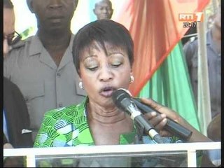 Mme Bédié offre des médicaments d'une valeur de 15 millions au Centre hospitalier de Dimbokro