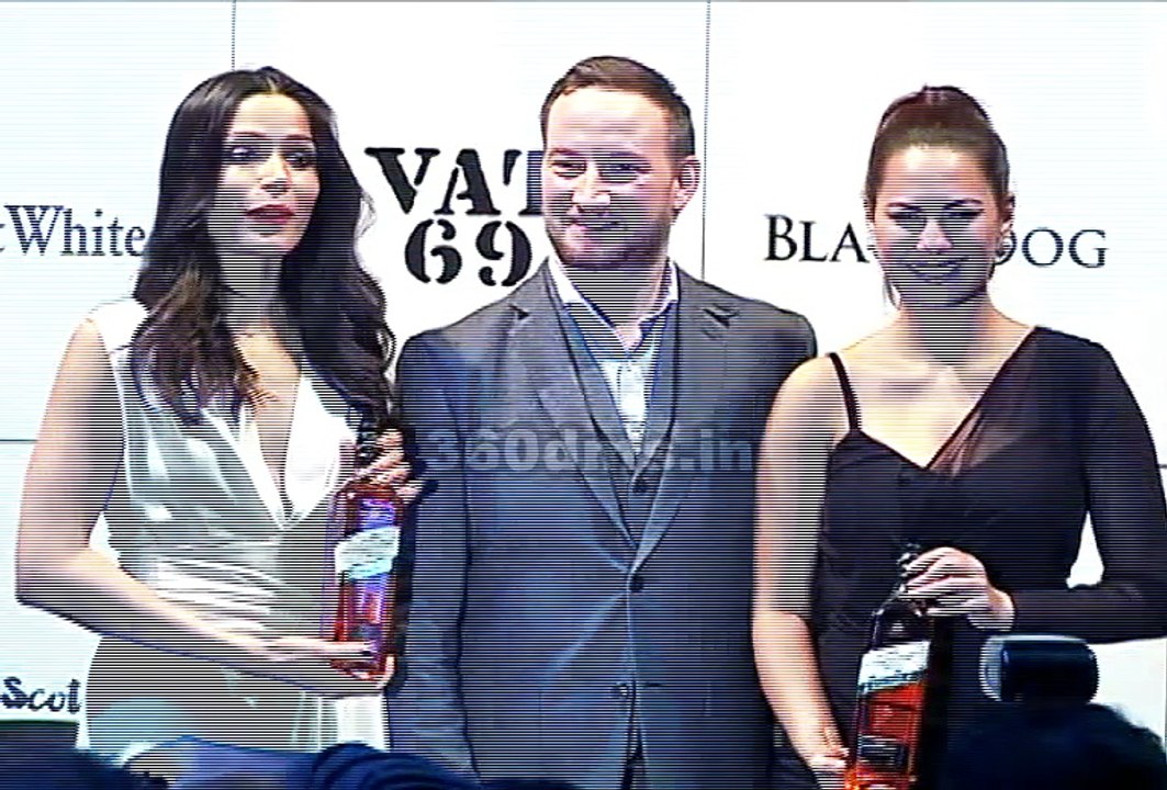 Slumdog Millionaire Star Freida Pinto Stunning In White At International Scotch Day