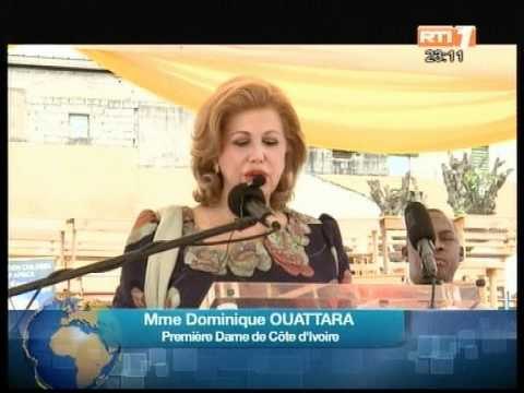 Mme Dominique Ouattara a offert des table-bancs et des effets scolaires à six écoles primaires