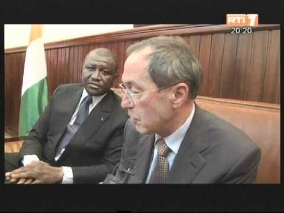 Le ministre français de l'Intérieur Claude Guéant a rencontré son homologue Ahmed Bakayoko