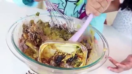 Bad Baby Cake Baking Fail! Bad Baby Naiah Bad Baby Elli vs Mommy#BadBaby4KIDS