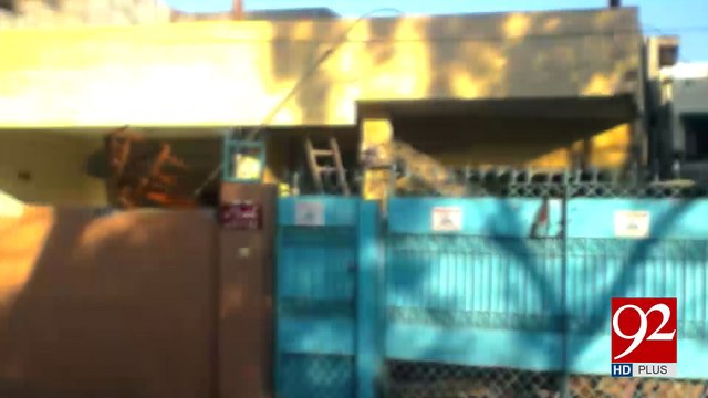 LDA continues operations against illegal constructions in Lahore 11-02-2017 - 92NewsHDPlus