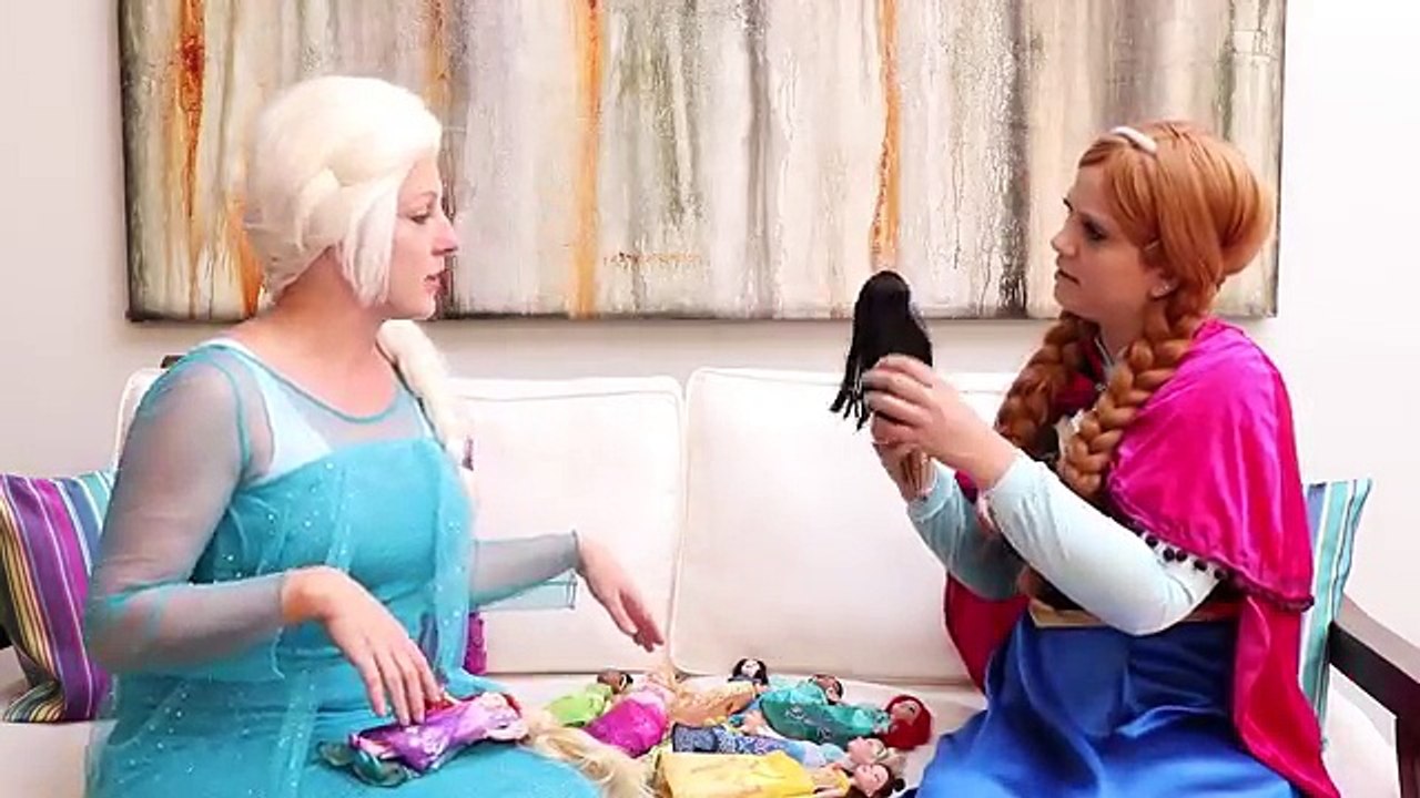 Baby Frozen Elsa w/ Anna, Spiderman, Maleficent, Olaf - Funny Superhero Video