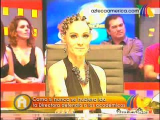 LLegada de Lola Cortés en el concierto 9.