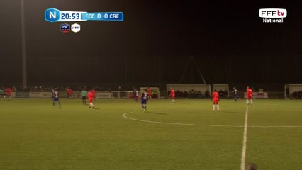 Superbe frappe de Mandoukil qui s'écrase sur le poteau!!