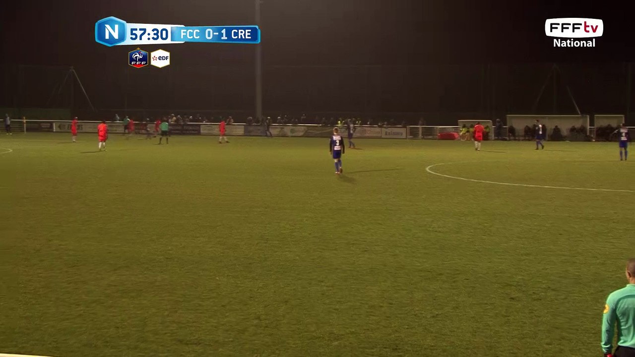 Bon centre pour Blanc qui est contré