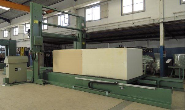 Horizontal cutting Machine (BA-S405) / Scie horizontale