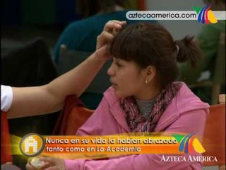 Giovanna platica con Menny y revela secretos