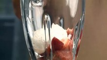 Recette - Coupe de fruits à la mousse de fraises (NS)
