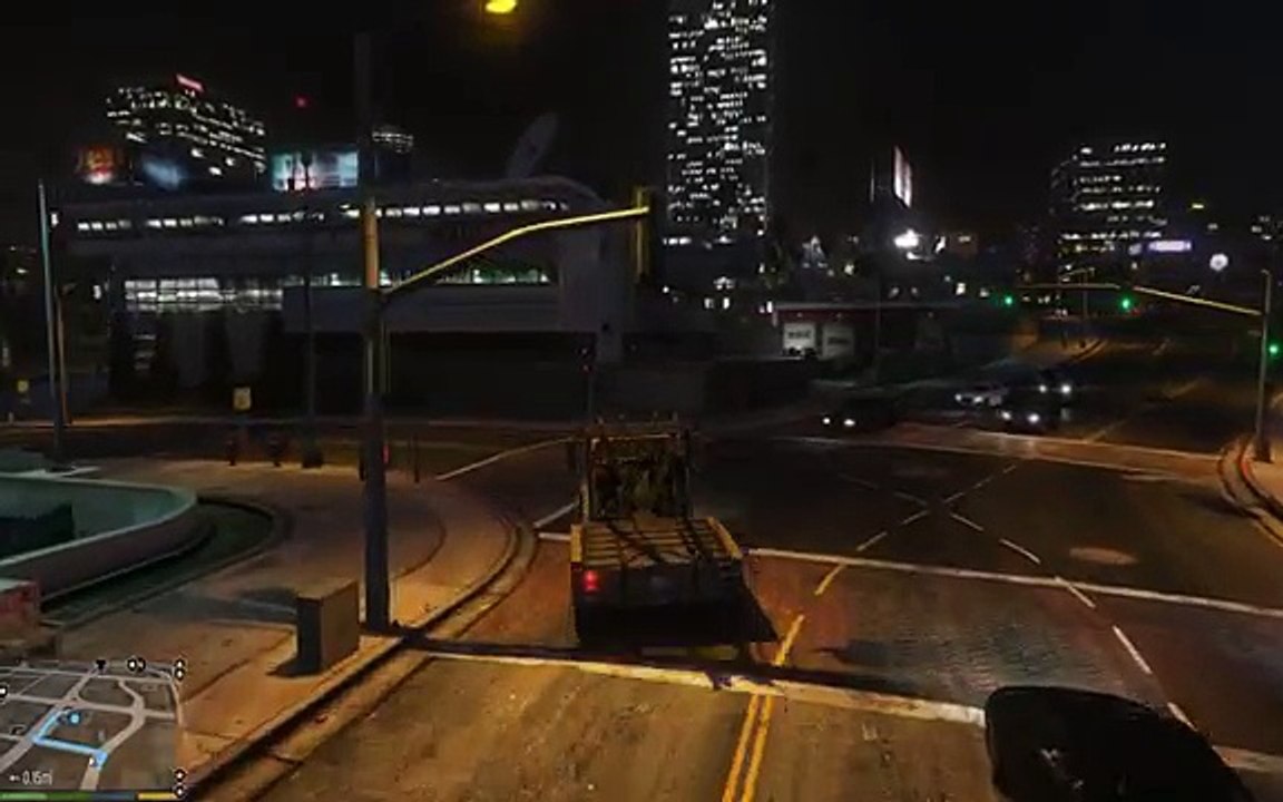 Franklin TowTruck GTA V. Improperly parked car in place for disabled. Gameplay.