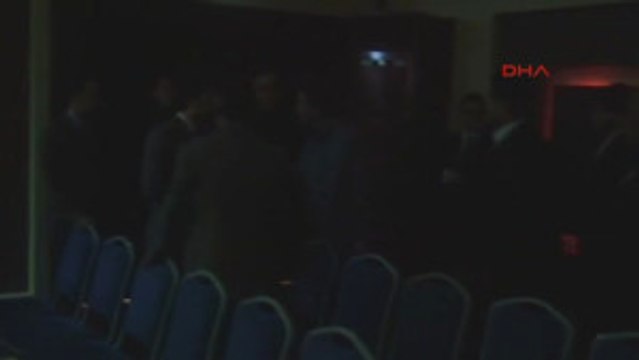 Çanakkale Meral Akşener'in Çanakkale Toplantısında 'Salon Krizi' Çıktı Yaşanan Arbedenin Görüntüsü