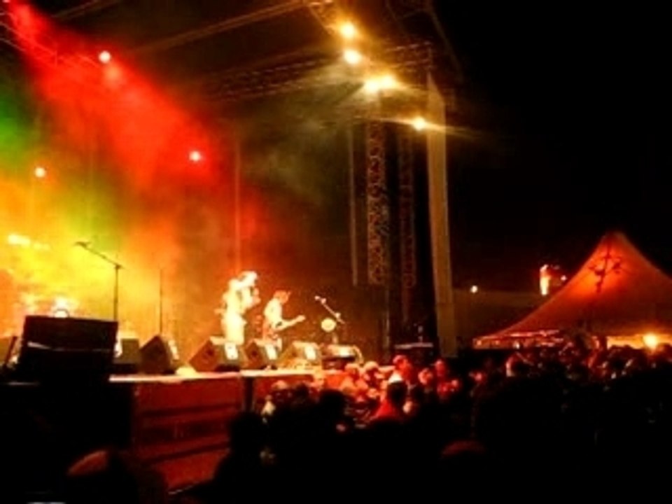 Djembéman (live) Fatals Picards