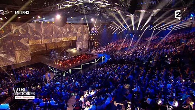 En voulant faire une blague à Benoît Hamon, Thomas Thouroude signe le plus beau bide des Victoires de la Musique