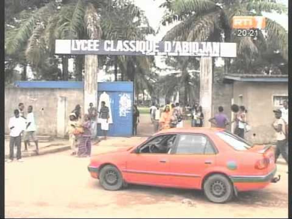 Les résultats du Baccalauréat 2011 connus: Ambiance à la proclamation