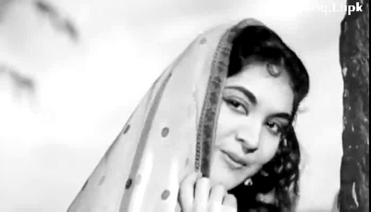 Ghadi ghadi mera dil dharke hay dharke kyon dharke=1958