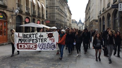 Défilé pour la liberté de manifester