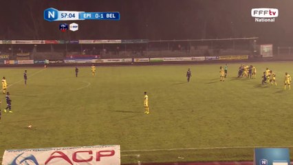 Coup franc lointain bien renvoyé