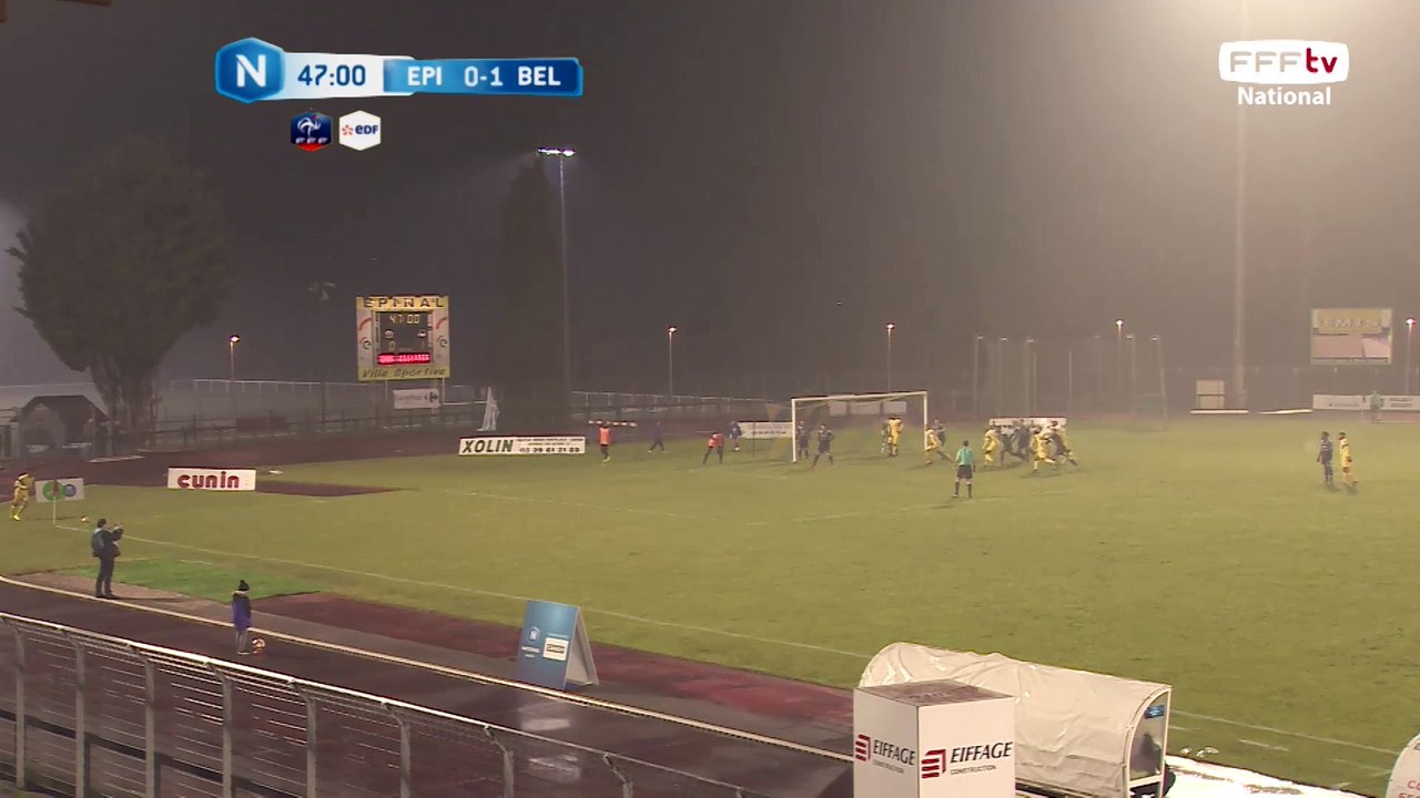 Corner au deuxième poteau suivi d'un coup de billard