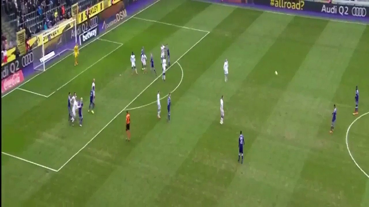 VIDEO - but de Sofiane Hanni VS  sv zulte waregem