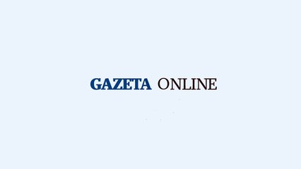 Policiais militares se apresentam na Praça Oito