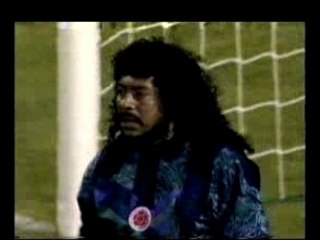 1995 Rene Higuita Scorpion Save vs England