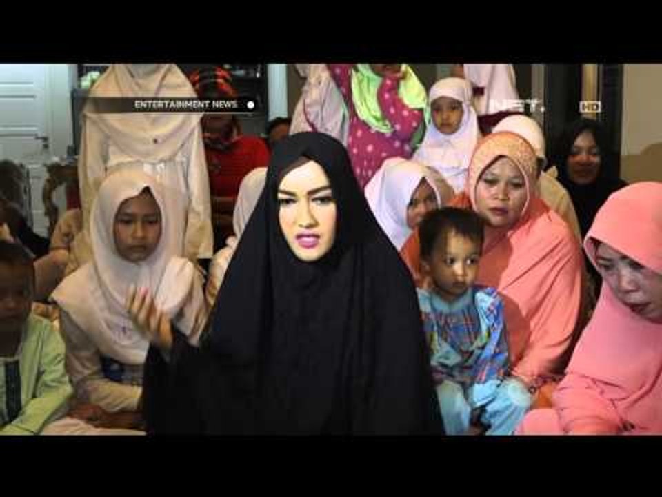 Julia Perez Gelar Acara Pengajian Isra Miraj Bersama Anak Yatim