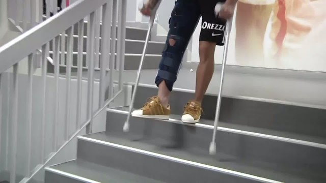 Foot - L1 - Monaco : Boschilia en béquilles