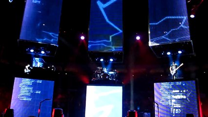 Muse - United States of Eurasia  - Philadelphia Wachovia Center - 03/02/2010
