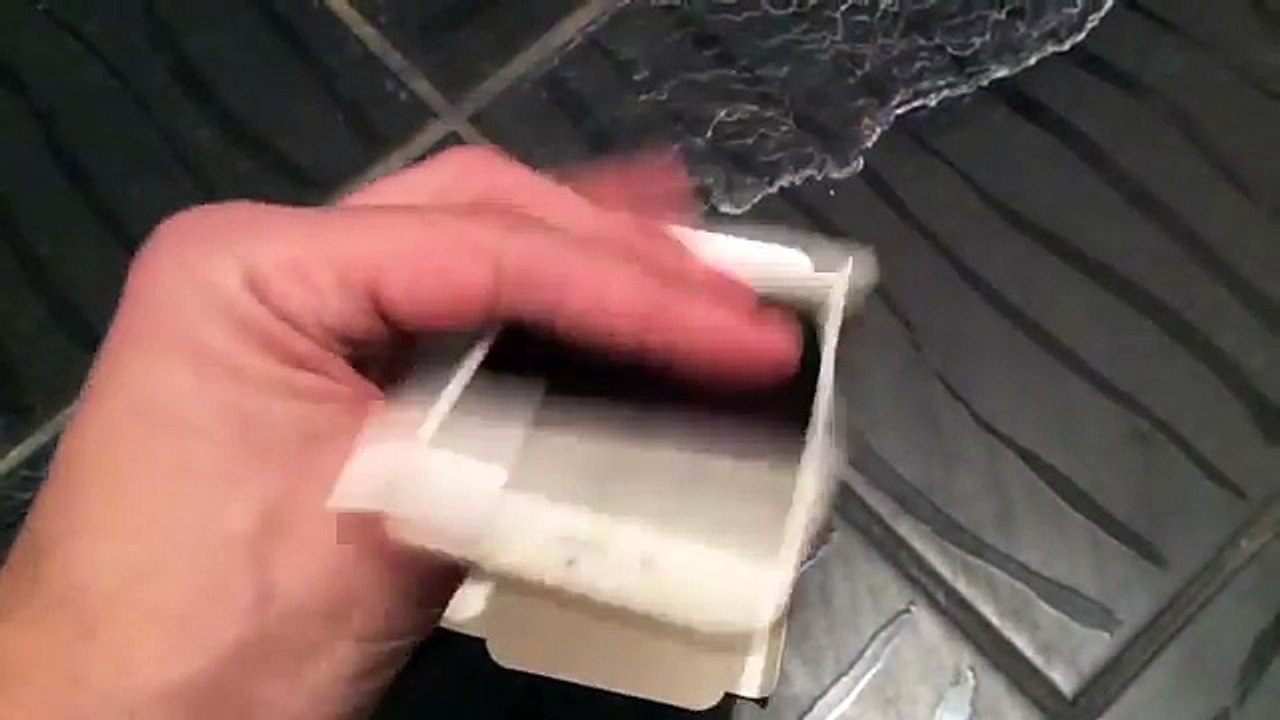 iPhone 7SE Unpacked