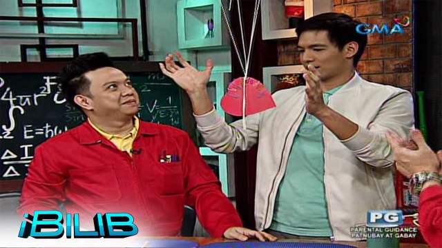 iBilib: Floating paper heart