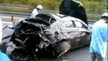 ベンツ 事故,ホストクラブ社長,空のBenz Highway Car Crash,高速道路名阪で廃車