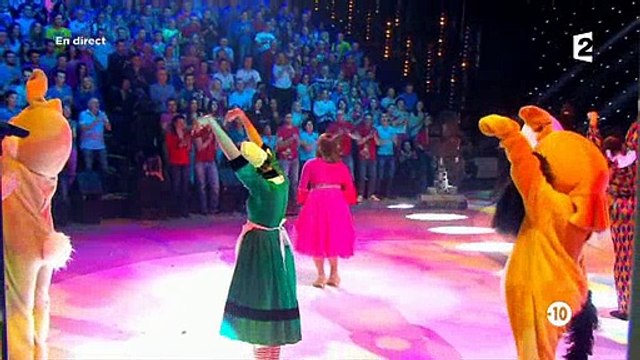 Quand Chantal Goya - ou presque - chante une chanson paillarde sur France 2