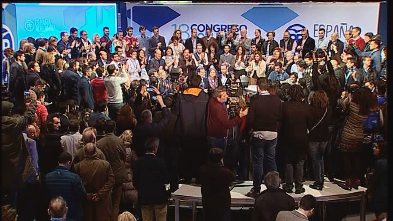 Rajoy es reelegido presidente del PP con 95% de apoyo