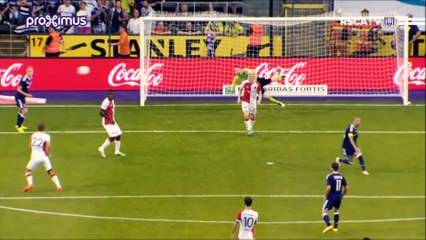 Быстрые атаки (контрвыпады) ''Андерлехта'' по флангам