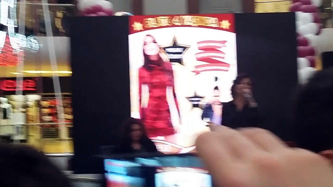 Merve Özbey - Allaha Emanet Ol (Plato AVM) (11.02.2017)