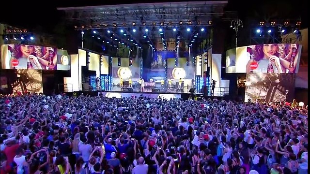 Fabio Rovazzi Ft Fedez - Andiamo A Comandare