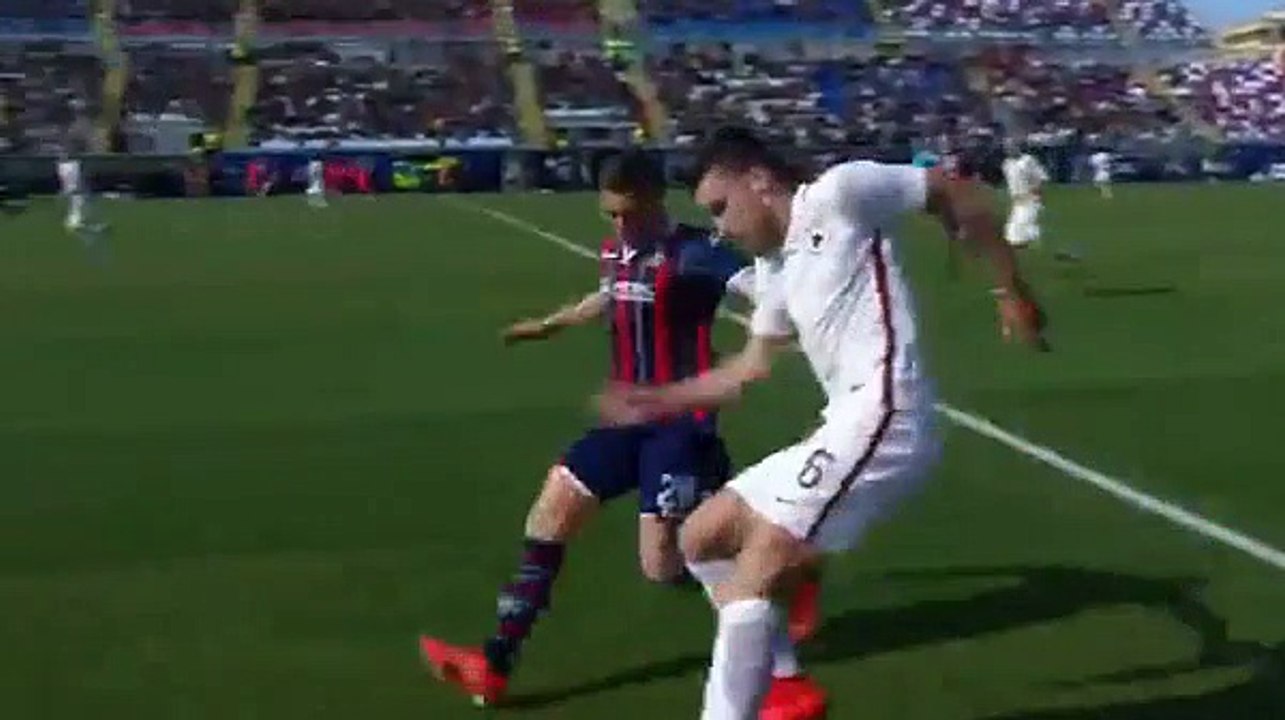 Radja Nainggolan  Goal HD - Crotone 0-1 AS Roma 12.02.2017