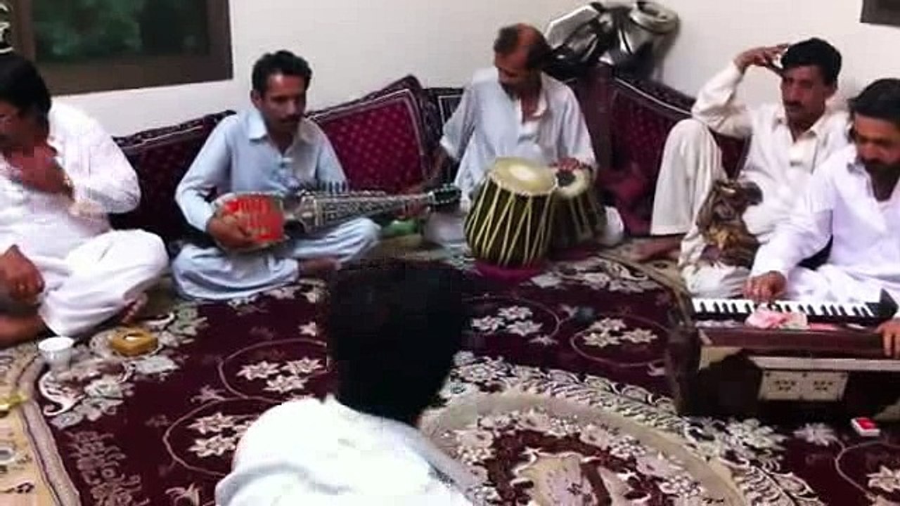 Pashto Mehfil Song No. 3