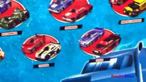 Maisto Burnin Key Cars PlaySet Die-cast Car Collection - Haul Truck with race cars