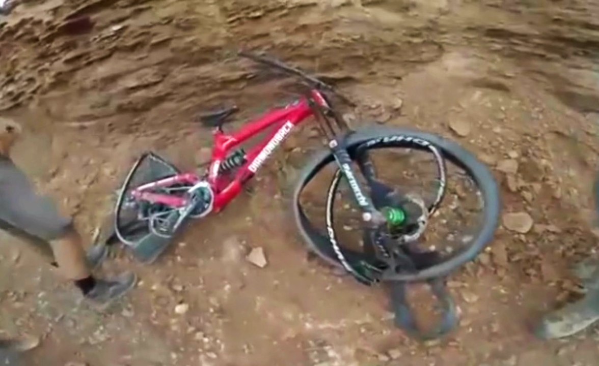 Huge Bike Jump Ends With Brutal Crash