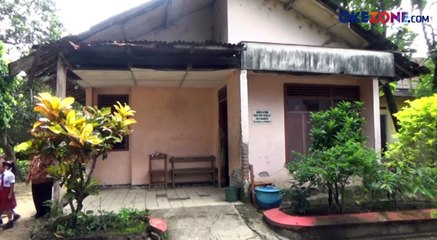 Kelas Nyaris Ambruk, Siswa 'Ngungsi' Belajar di Rumah Dinas Guru
