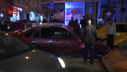 Zincirleme Trafik Kazası: 5 Yaralı