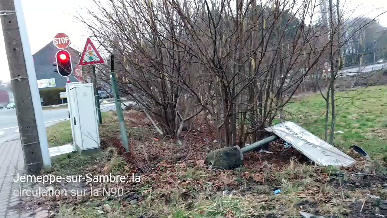 Jemeppe-sur-Sambre: la circulation sur la N90