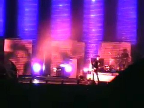 Muse - Invincible, Leeds Festival, 08/27/2006