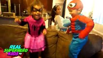 PREGNANT FROZEN ELSA SPIDERMAN PINK SPIDERGIRL BABY SPIDEY Superhero Dance Fun In Real Life!